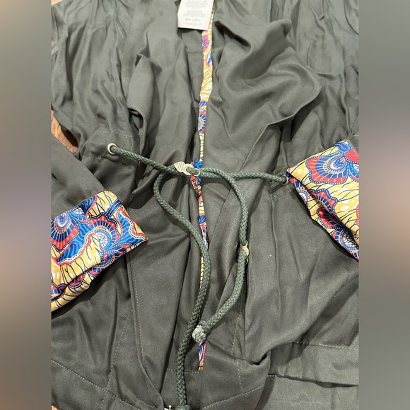 Elegant Olive Green Women's Cardigan - Picture 3 of 7